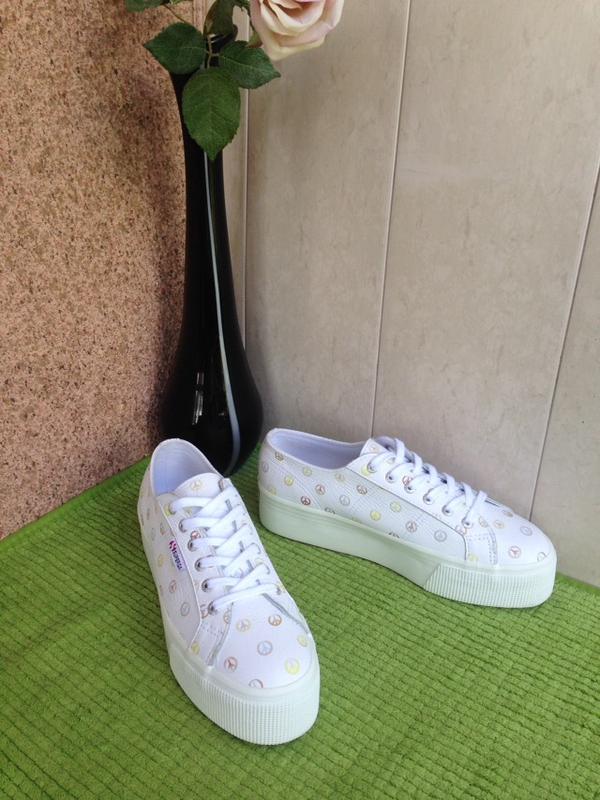 Prezzo superga platform hotsell