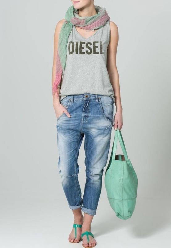 diesel fayza relaxed boyfriend jeans