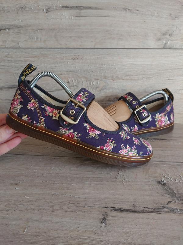 dr martens mary janes floral