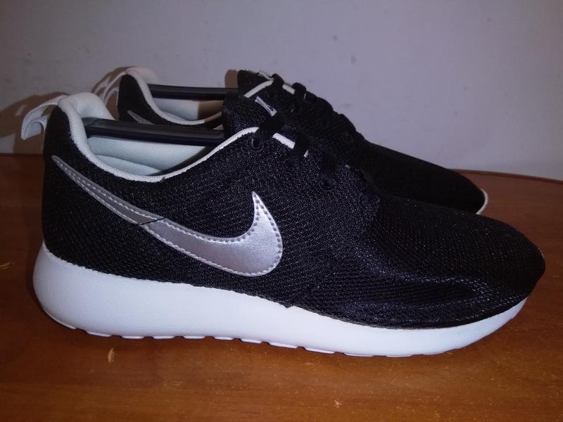 nike roshe run gs