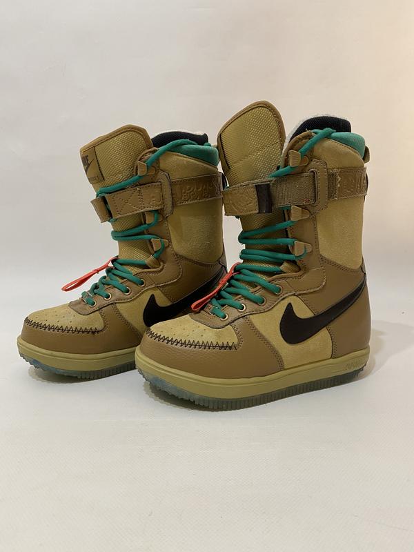 Nike zoom force snowboard 2024 boots