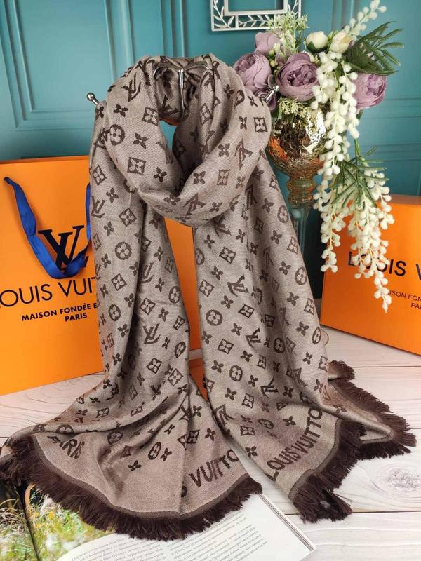 fular louis vuitton