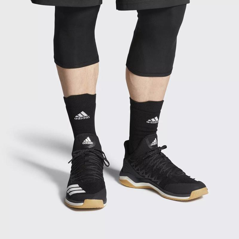 adidas icon 4 trainer