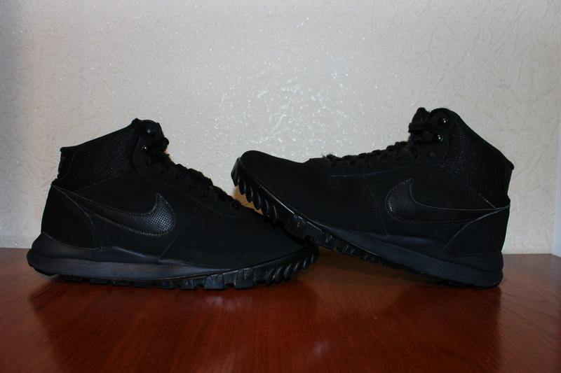 nike hoodland suede black