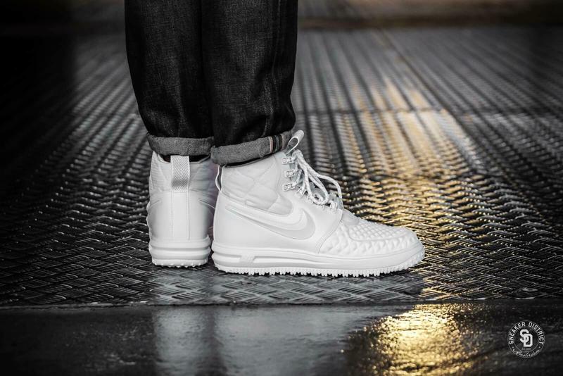 af1 est 1982 engineered for wntr