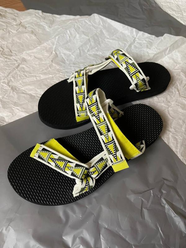 teva universal slide bedrock