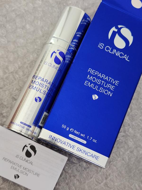 Is clinical reparative moisture emulsion 50 мл — цена 3870 грн в
