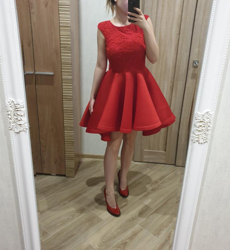 Красное Платье На Новый Год
