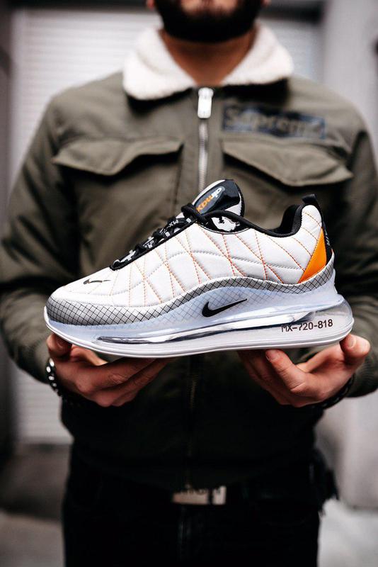 Nike air hotsell max 720 metallic