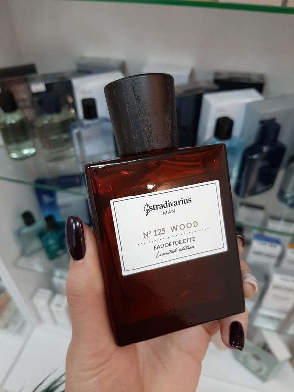 Stradivarius wood online perfume