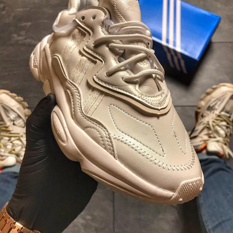 adidas ozweego triple white