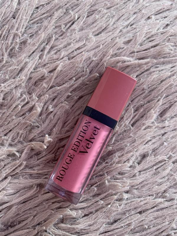 Помада для губ «bourjois” — цена 180 грн в каталоге Помада для губ ...