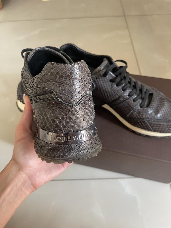 Louis vuitton runaway hotsell