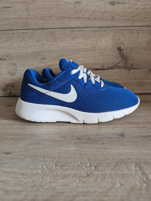 nike tanjun 34 21.5 700