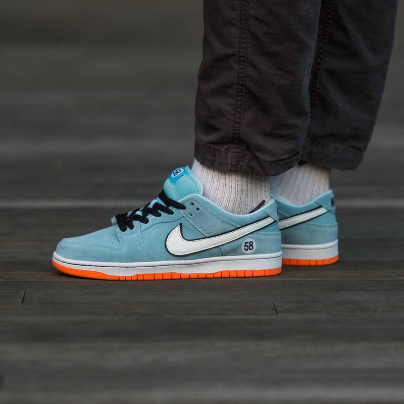 Nike frees blue and orange sales