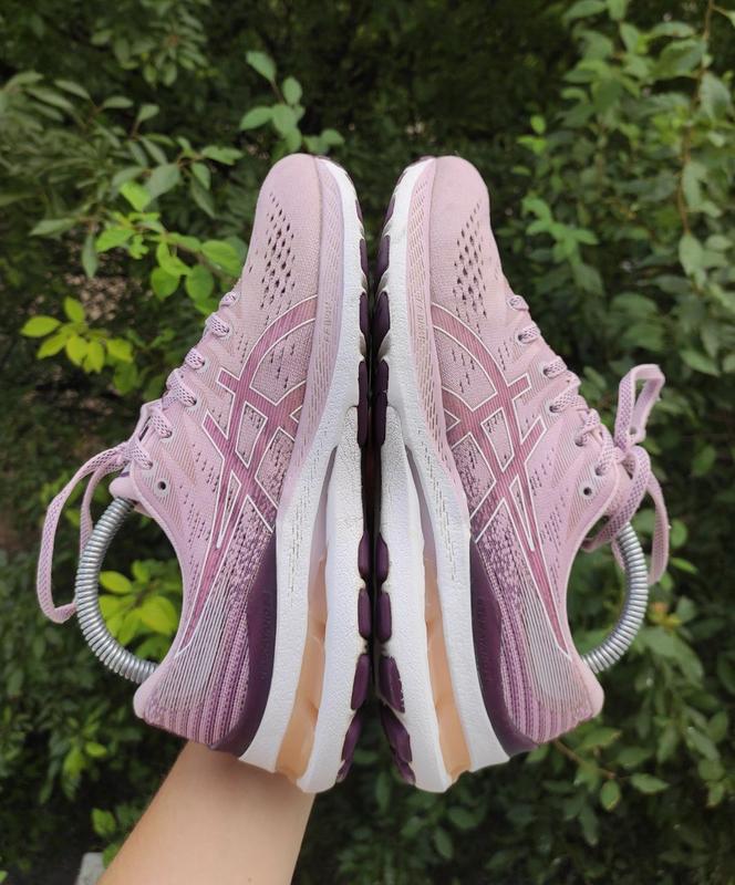 asics nimbus cumulus kayano