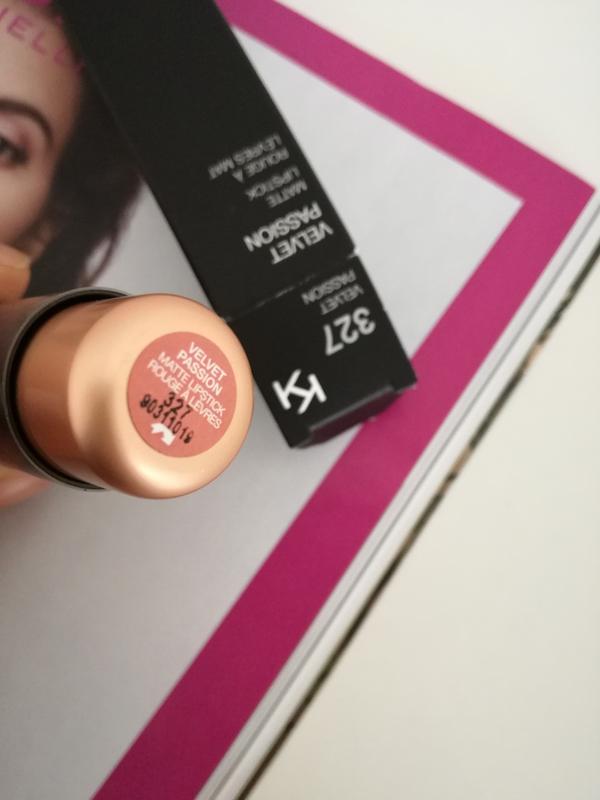 Pomada Kiko Milano Velvet Passion Matte Lipstick 327 Kiko Milano Cena 0 Grn Kupit Po Dostupnoj Cene Ukraina Shafa