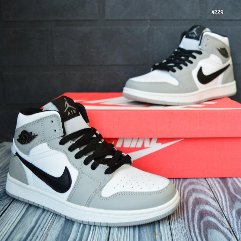 Nike high top white hot sale