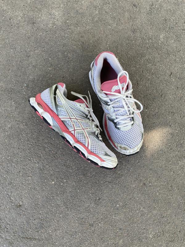 asics gel cumulus 14 mens gold