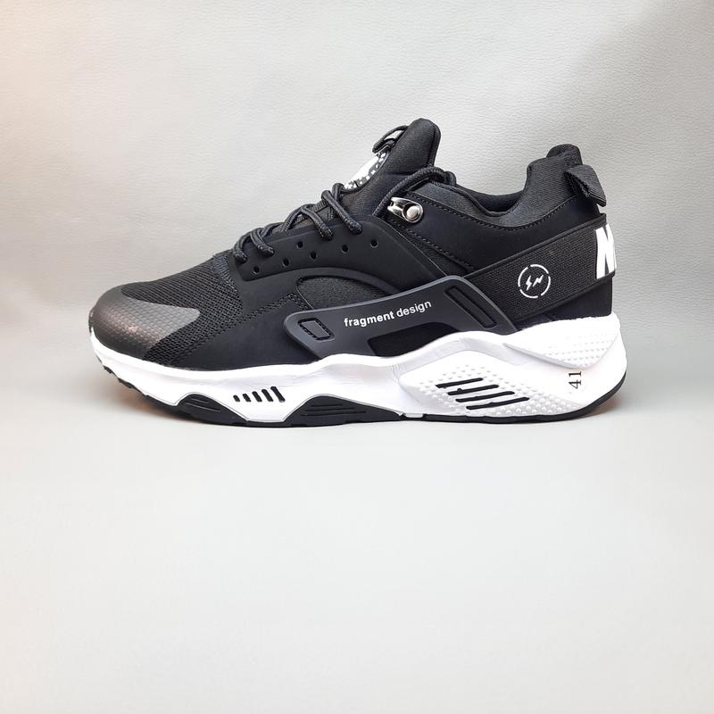 Huarache fragment shop design