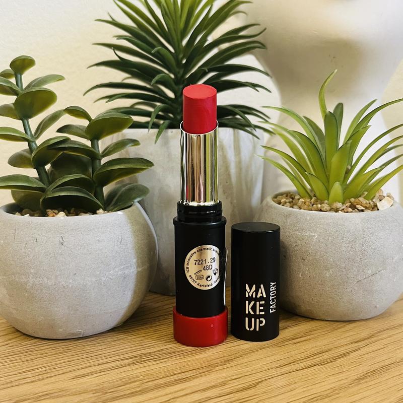 Оригінал помада make up factory mat lip stylo 29 оригинал помада — цена ...