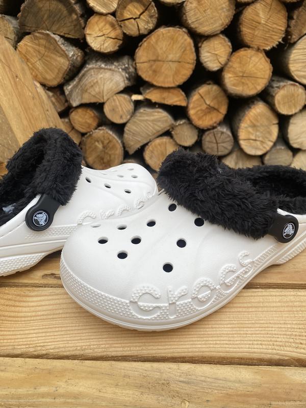 Crocs 28 strap clog white 1500 131163468 crocs baya lined fuzz