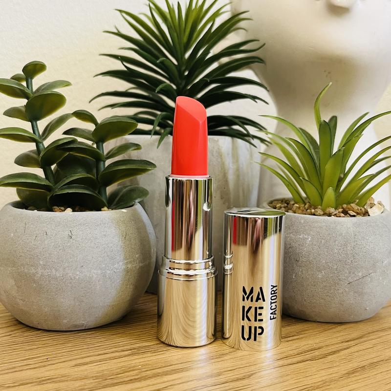 Оригінал помада make up factory lip color 252 оригинал помада — цена ...