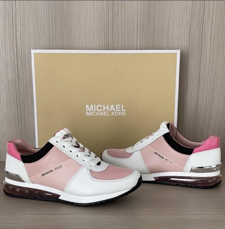 Кроссовки michael kors — цена 3560 грн в каталоге Кроссовки Купить ...