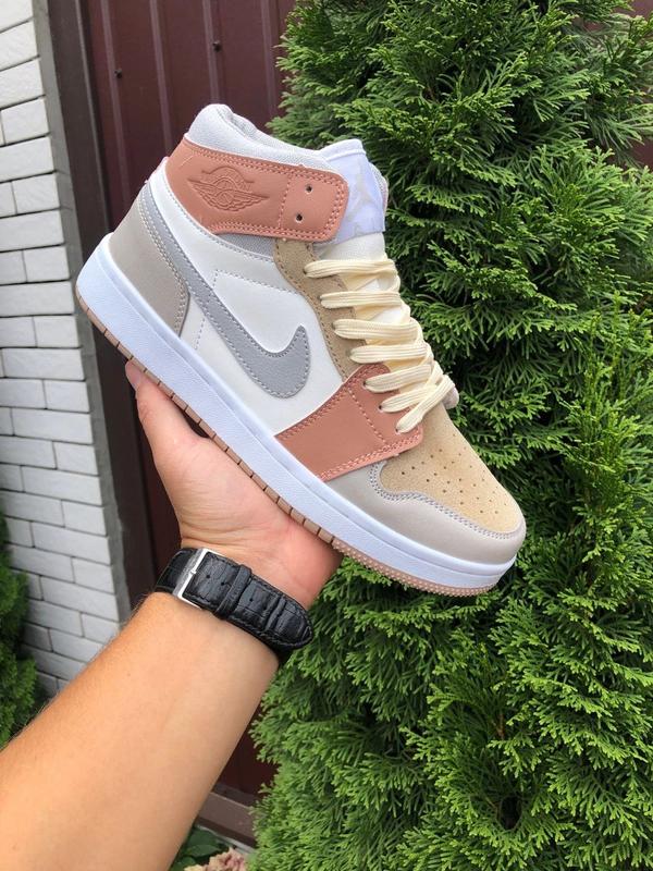 Женские высокие кроссовки nike air jordan #найк — ціна 1870 грн у ...