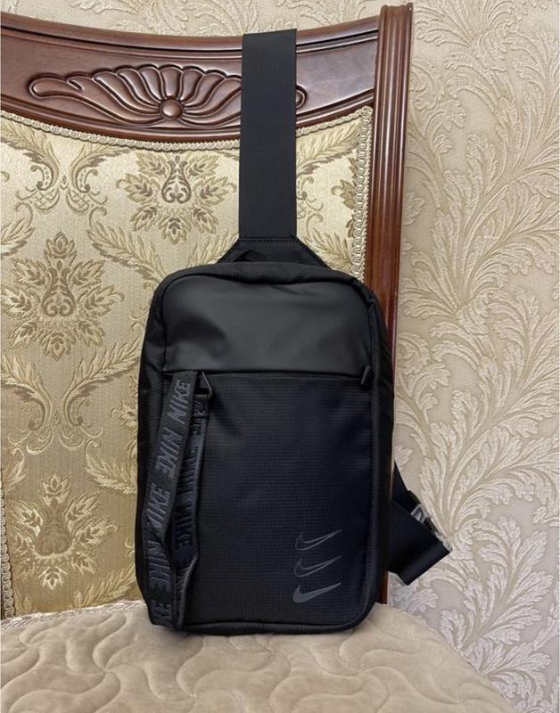 Новая мужская сумка кросс боди nike essentials hip pack. — цена 1100 ...