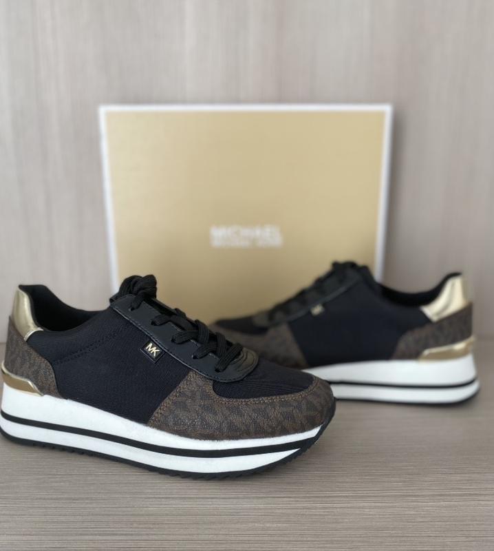 Кроссовки michael kors — цена 4650 грн в каталоге Кроссовки Купить ...