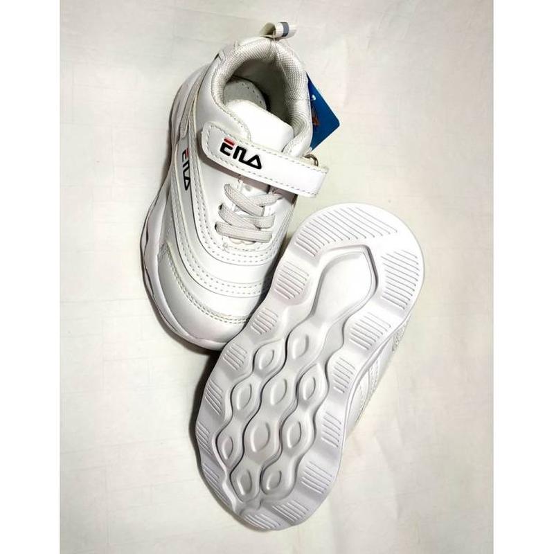 fila replika