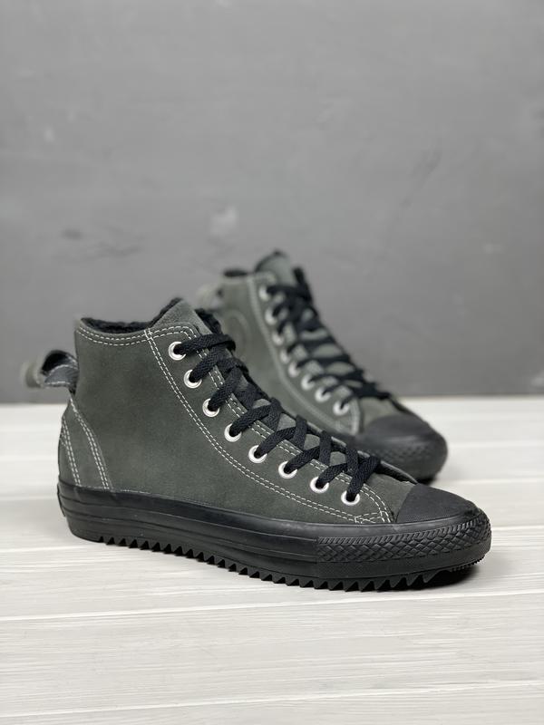 converse chuck taylor hollis