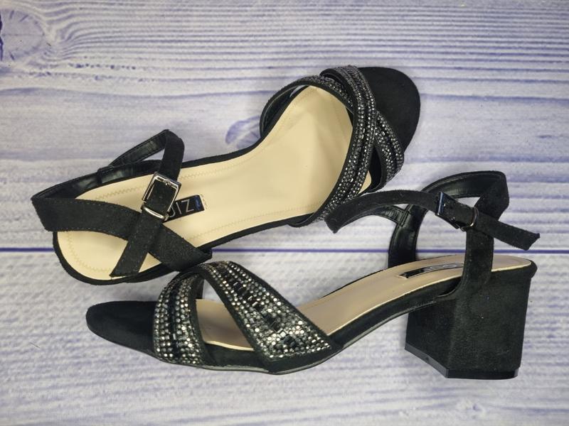 Босоножки сандалии quiz — цена 499 грн в каталоге Босоножки Купить ...