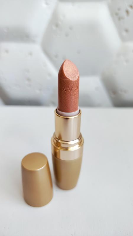 Помада для губ эйвон avon gold — цена 99 грн в каталоге Помада для губ ...