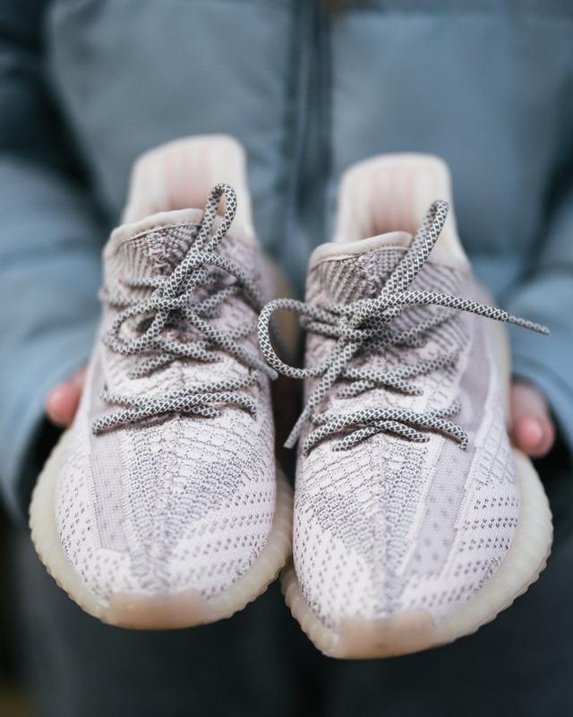 yeezy static pink
