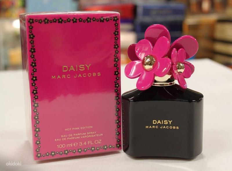 marc jacobs daisy hot pink