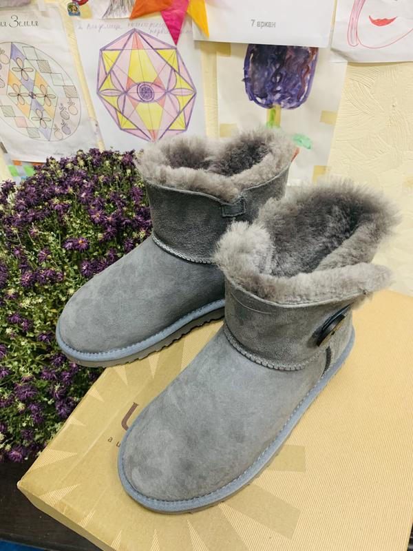 Grey bailey button ugg boots outlet