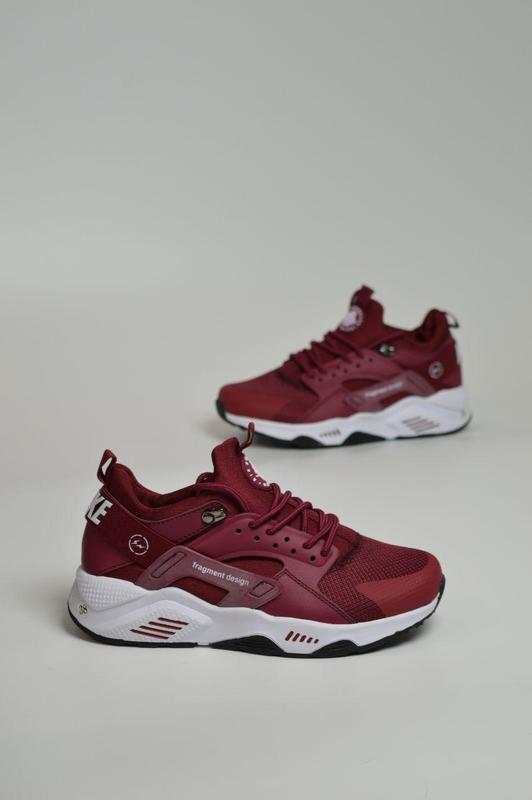 nike huarache cena