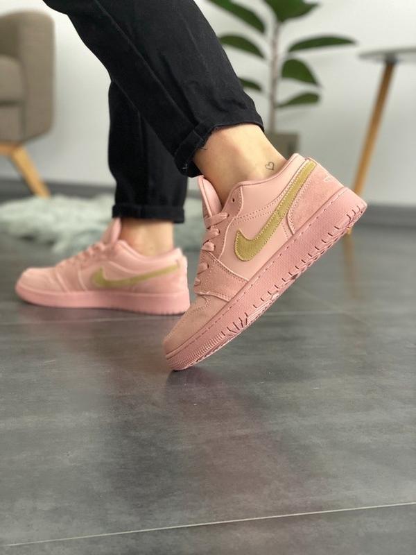 jordan 1 low coral