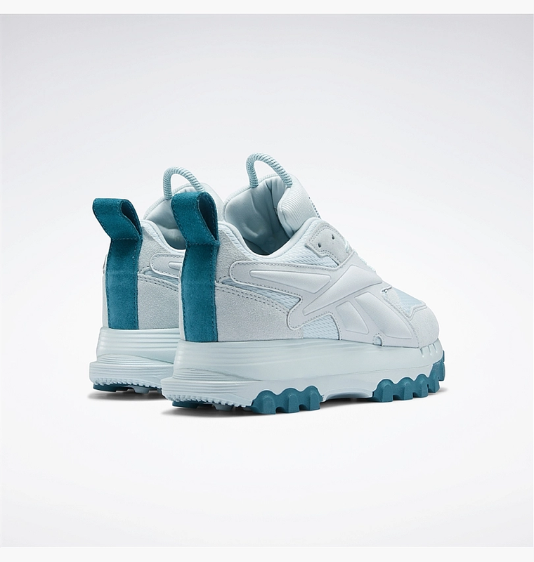 Reebok light best sale blue