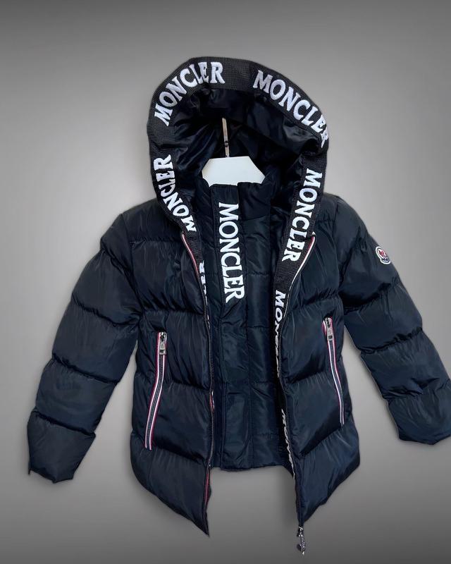 Дитяча куртка moncler зима розмір 3-4года — ціна 2850 грн у