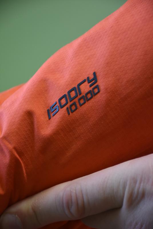 Mountain warehouse top isodry 10000