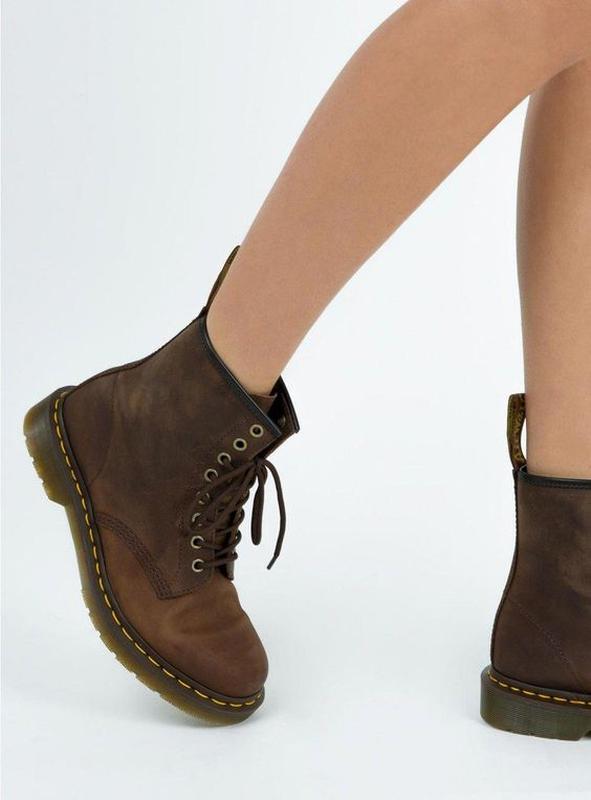 dr marten gaucho crazy horse