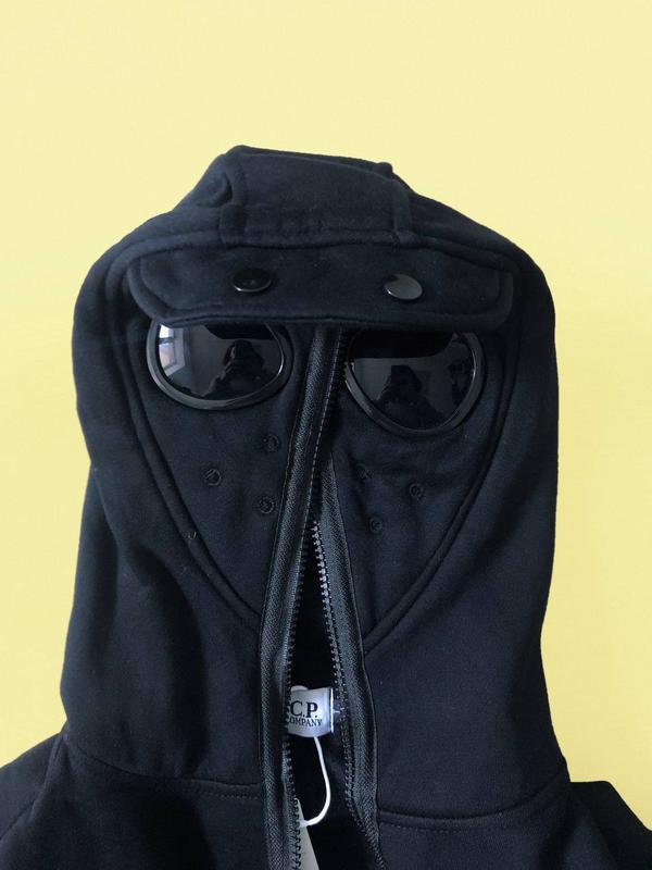 Зип-худи cp company — цена 2250 грн в каталоге Кофты Купить мужские ...