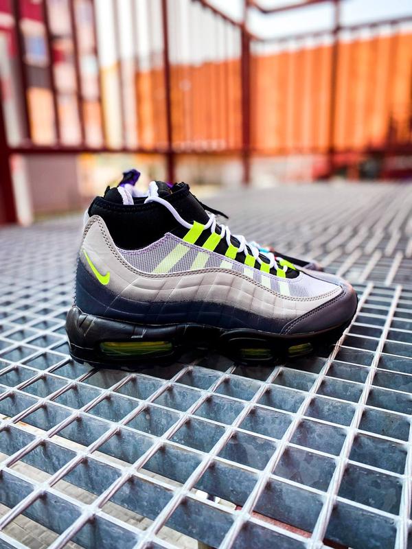 133782521 Nike Wmns Air More Money LX All Star Weekend nike air max sneakerboot 95 greedy 2880
