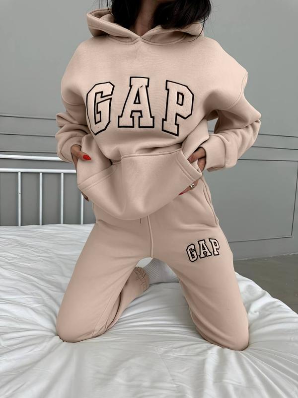 899