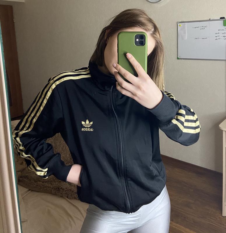 Оригинальная олимпийка бомбер adidas с лампасами и большим принтом на ...