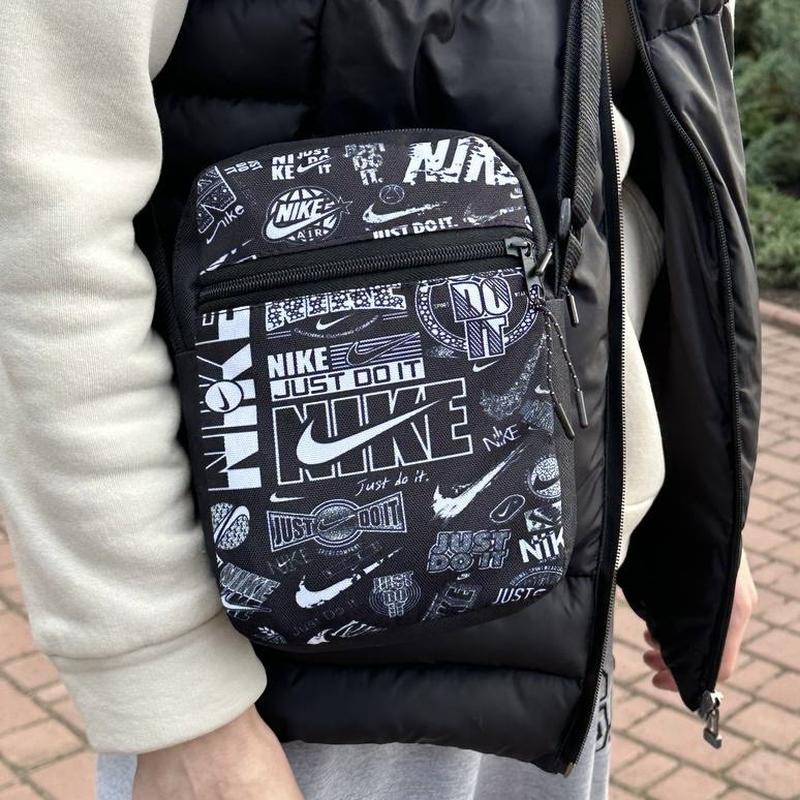 Nike месенджер сумка барсетка найк — цена 490 грн в каталоге Сумки ...