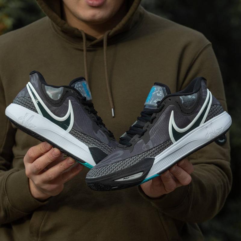 Nike air zoom strobel kyrie 9 — ціна 2600 грн у каталозі Кросівки